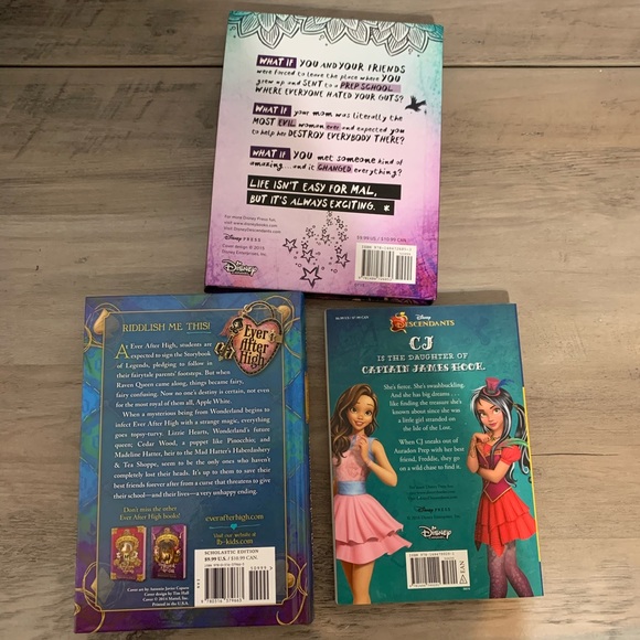 Disney Descendants and Ever After High books - Picture 2 of 3